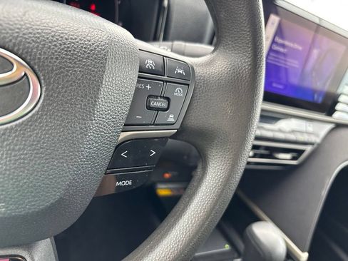Used 2025 Toyota Camry LE FWD image 29
