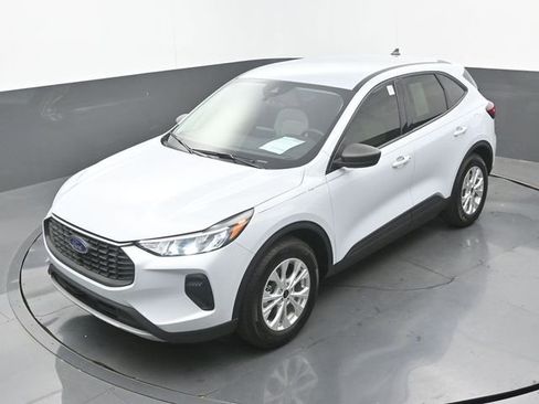 Used 2026 Ford Escape Active FWD image 30
