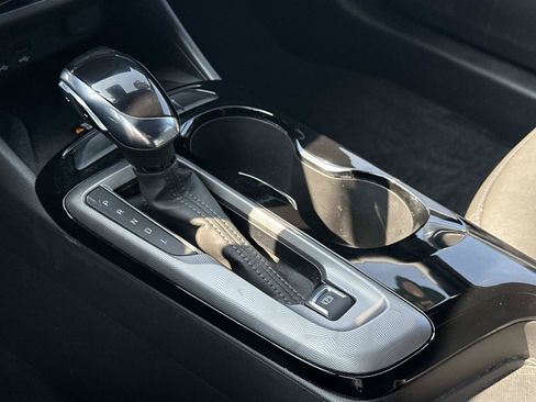 Certified 2024 Buick Envista Sport Touring w/ Convenience I Package FWD image 30