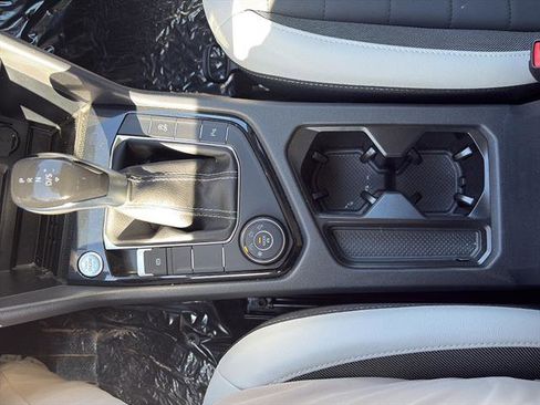 New 2026 Volkswagen Taos SE AWD/4WD image 23