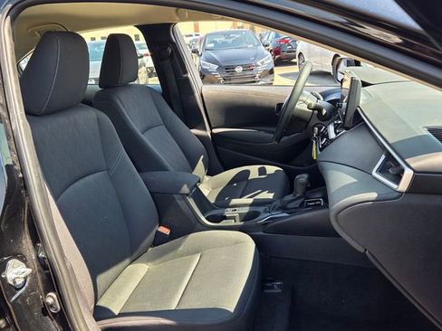 Used 2025 Toyota Corolla LE image 17