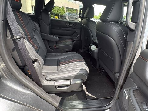 Used 2026 Nissan Armada PRO-4X AWD/4WD image 16