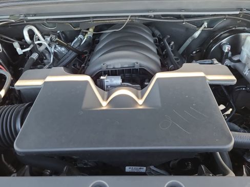 Used 2019 Chevrolet Tahoe LT image 17