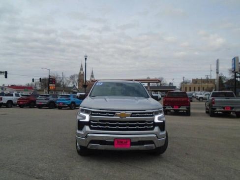 Used 2022 Chevrolet Silverado 1500 LTZ w/ LTZ Convenience Package II image 2