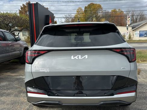 New 2026 Kia Sportage SX image 3