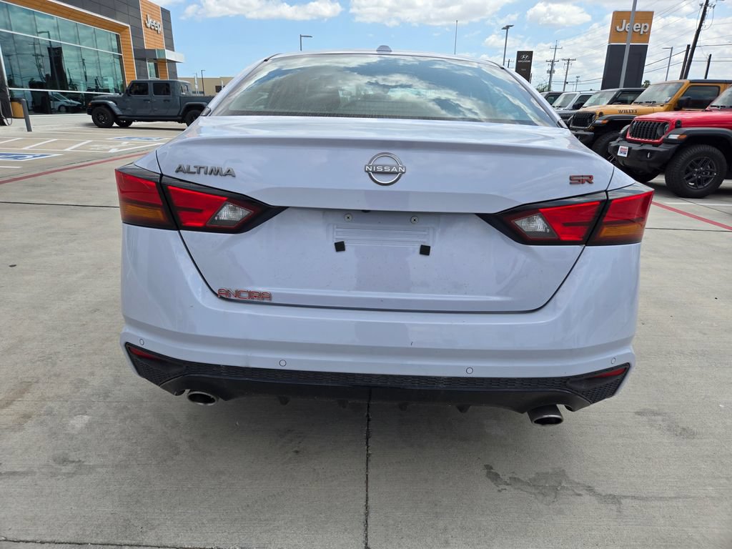 Used 2024 Nissan Altima 2.5 SR FWD image 4