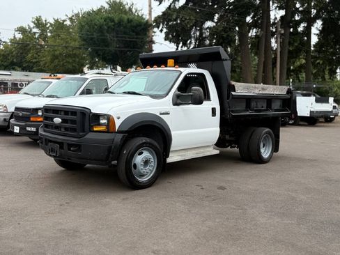 Used 2006 Ford F450 2WD Regular Cab Super Duty image 1