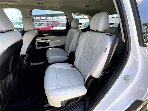 Used 2024 Kia Telluride S w/ S Sunroof Package AWD/4WD image 17