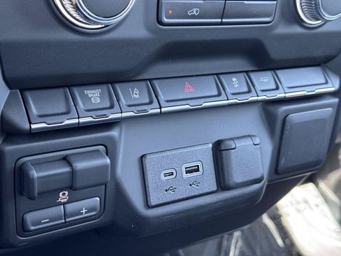 New 2026 GMC Sierra 2500 Pro RWD image 15