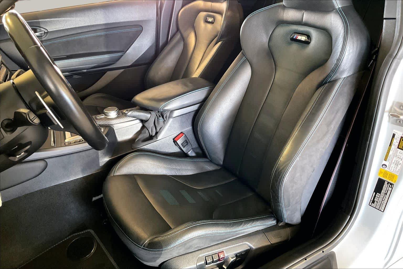 Used 2020 BMW M2 Competition w/ Executive Package RWD image 7