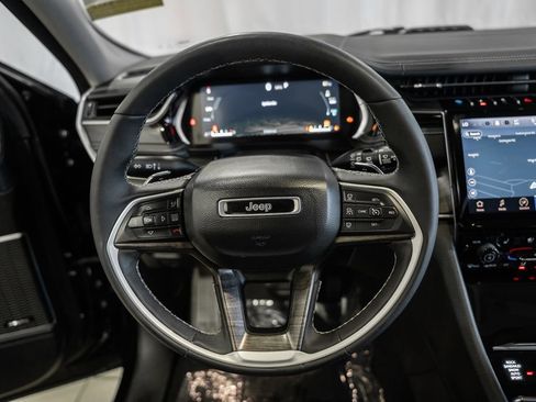 Used 2022 Jeep Grand Cherokee Limited 4xe w/ Luxury Tech Group II AWD/4WD image 35