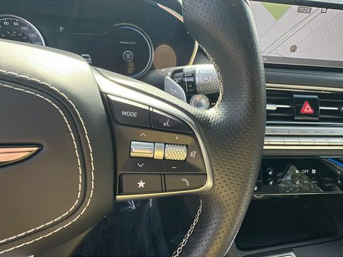 Used 2024 Genesis G70 3.3T Advanced w/ Sport Prestige Package image 28