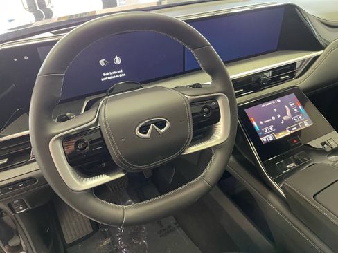 Used 2025 INFINITI QX80 Sensory w/ Exterior Package AWD/4WD image 29