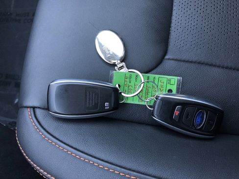 Used 2018 Subaru Crosstrek 2.0i Limited image 38