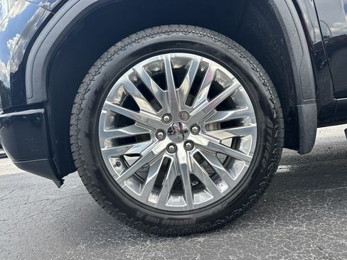 Used 2019 GMC Sierra 1500 Denali w/ Denali Ultimate Package AWD/4WD image 12