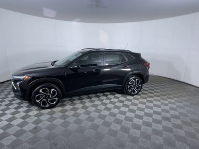 Used 2025 Chevrolet Trax RS w/ Driver Confidence Package