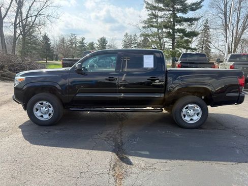 Used 2023 Toyota Tacoma SR AWD/4WD image 6