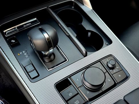 New 2025 MAZDA CX-70 Plug-In Hybrid w/ Premium Pkg AWD/4WD image 14