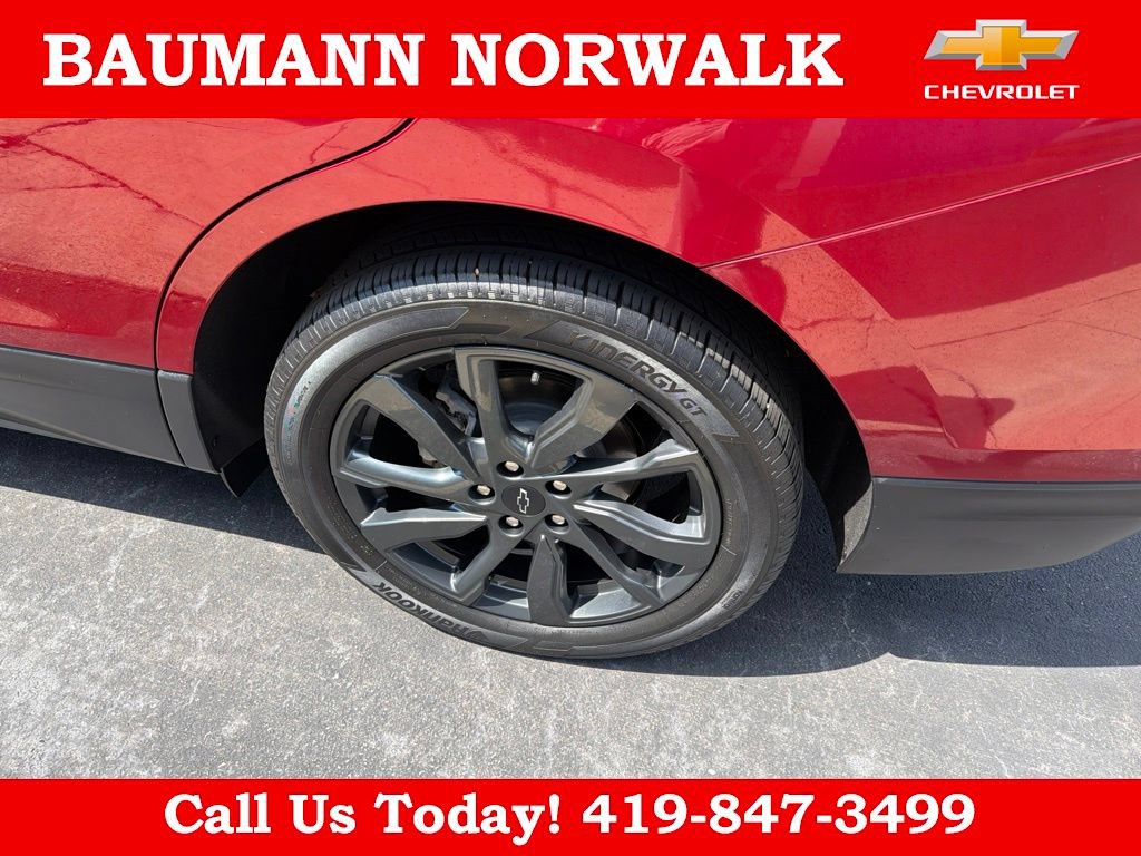 Used 2023 Chevrolet Equinox RS w/ RS Leather Package AWD/4WD image 11