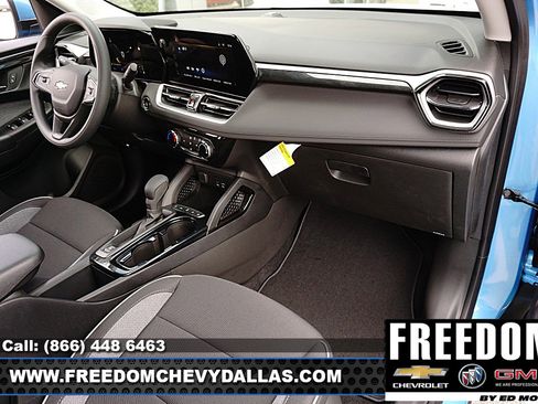 New 2026 Chevrolet TrailBlazer LT w/ Driver Confidence Package FWD image 12