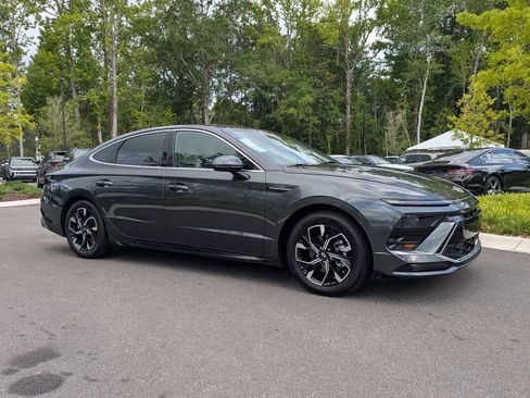 Certified 2024 Hyundai Sonata SEL FWD image 2