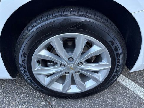 Used 2024 Chevrolet Malibu LT FWD image 14