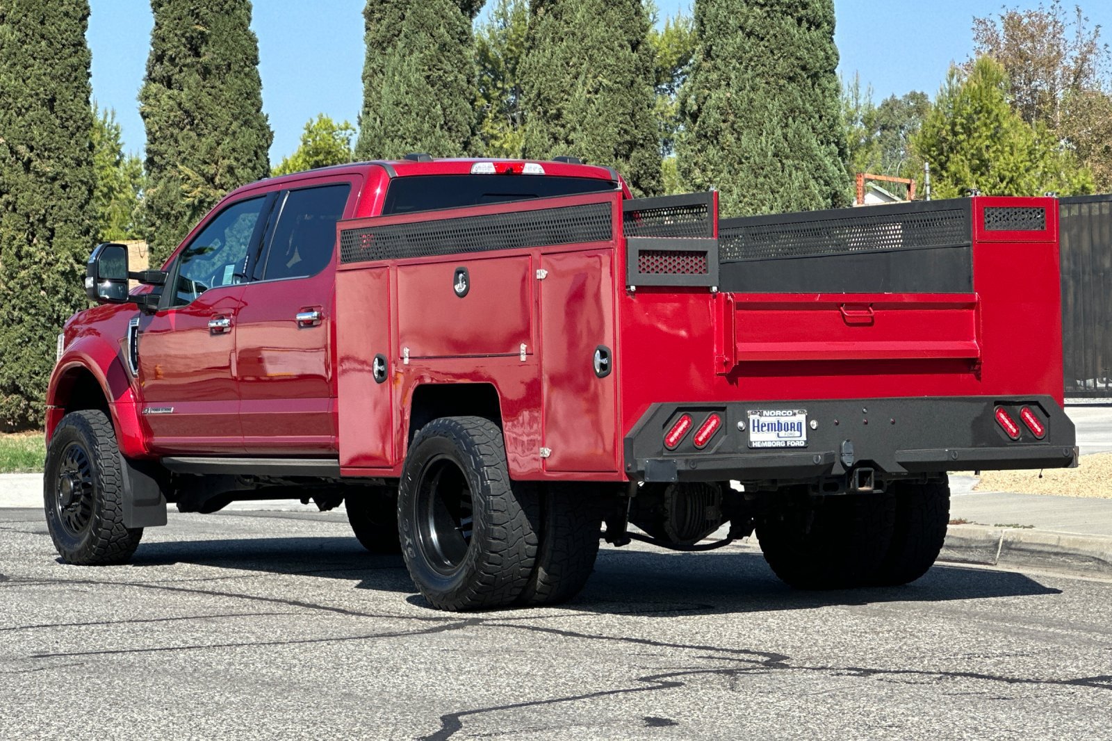 Used 2022 Ford F450 Platinum w/ FX4 Off-Road Package AWD/4WD image 6