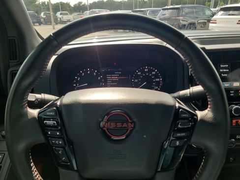 Used 2025 Nissan Frontier PRO-4X w/ Tow Package AWD/4WD image 28