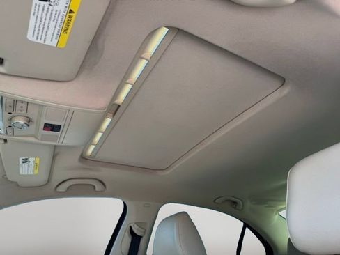 Used 2014 Volkswagen Jetta TDI FWD image 22