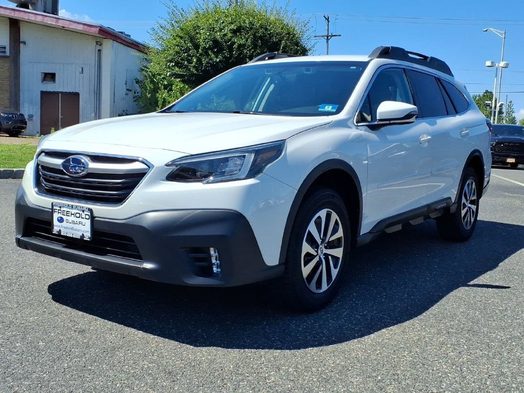 Used 2020 Subaru Outback Premium AWD/4WD image 3