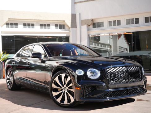 New 2026 Bentley Flying Spur Plug-In Hybrid image 1