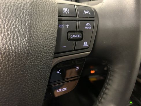 Used 2025 Toyota Camry XSE image 9