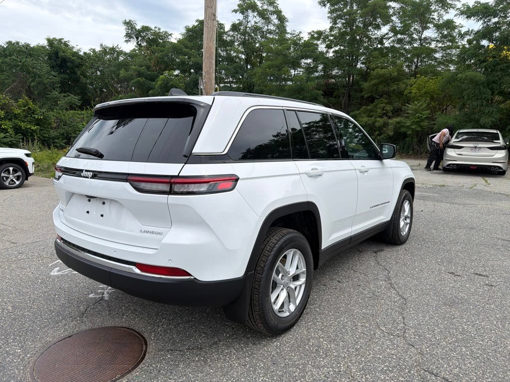 New 2026 Jeep Grand Cherokee Laredo X AWD/4WD image 5