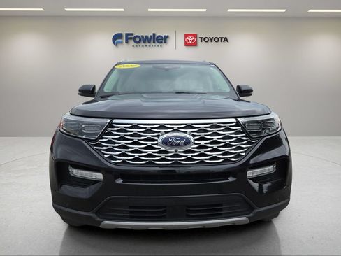 Used 2020 Ford Explorer Platinum w/ Premium Technology Package AWD/4WD image 2