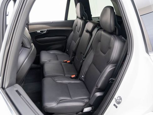 Used 2024 Volvo XC90 B6 Ultimate w/ Protection Package image 16