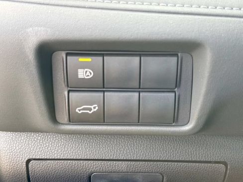 Used 2026 Toyota Highlander XLE AWD/4WD image 28
