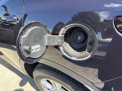 Used 2020 Chevrolet Blazer LT image 11