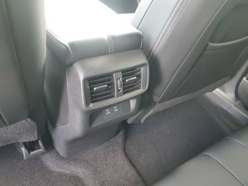 Certified 2025 Nissan Murano SL AWD/4WD image 12