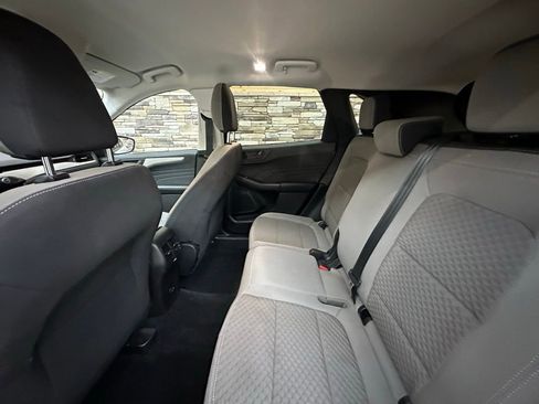 Used 2022 Ford Escape SE w/ Cold Weather Package image 28