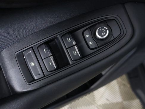 Used 2022 Subaru Outback Premium AWD/4WD image 33