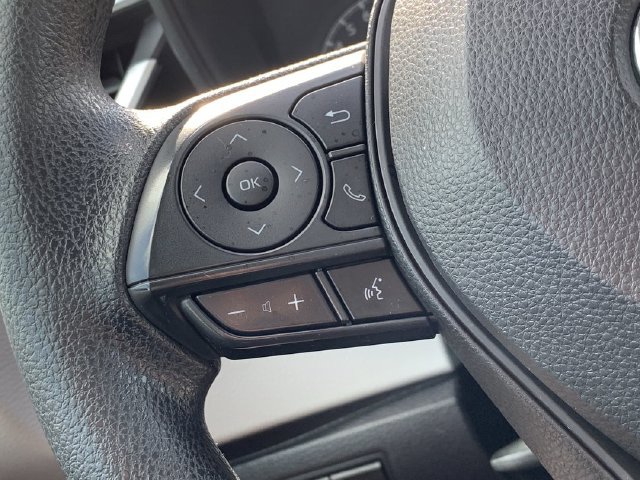 Used 2021 Toyota Corolla LE FWD image 24