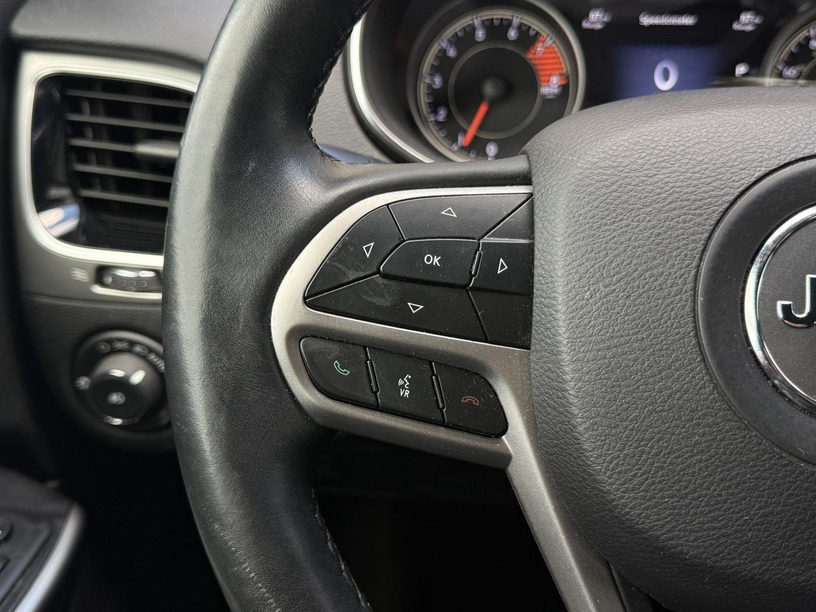 Used 2019 Jeep Cherokee High Altitude AWD/4WD image 31