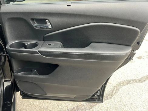 Used 2017 Honda Pilot Elite image 22