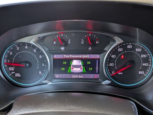 Used 2022 Chevrolet Equinox RS w/ RS Leather Package FWD image 17
