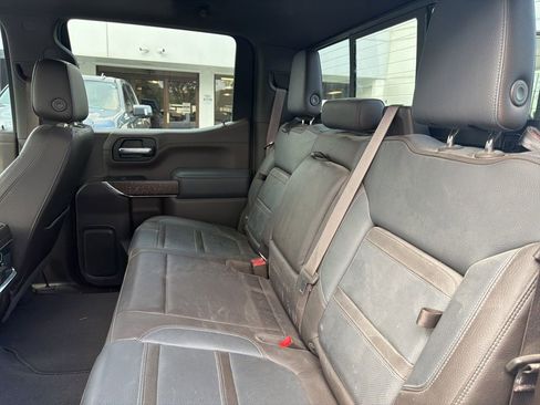 Used 2019 GMC Sierra 1500 Denali w/ Technology Package image 11