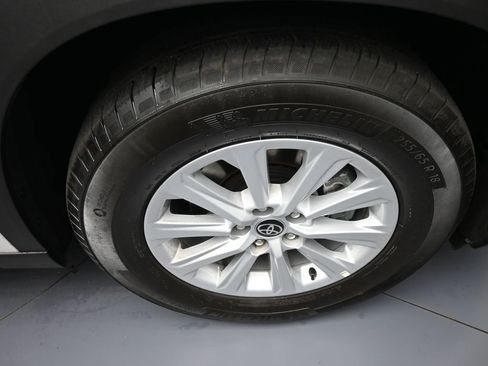 Certified 2026 Toyota Grand Highlander XLE image 13