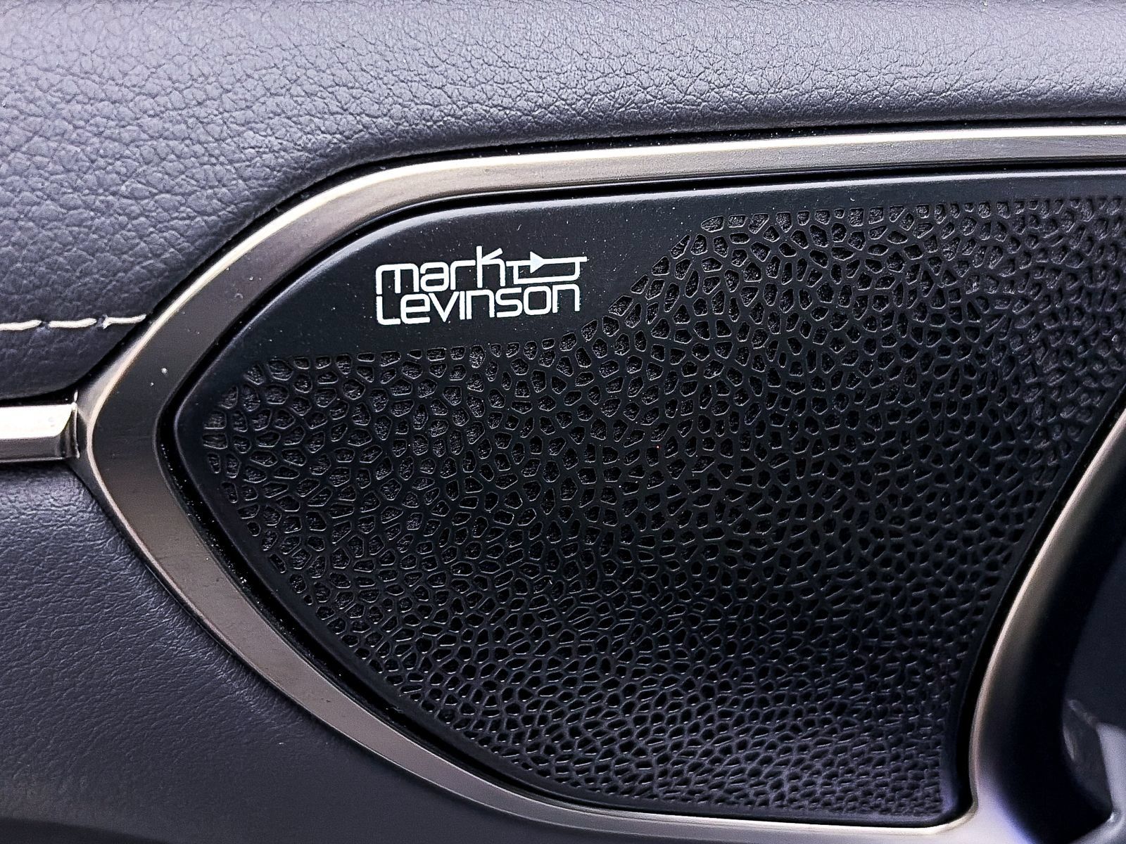 Used 2024 Lexus ES 300h F Sport FWD image 7