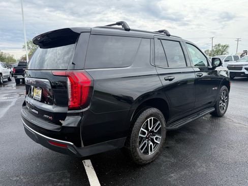 Used 2024 GMC Yukon AT4 AWD/4WD image 5