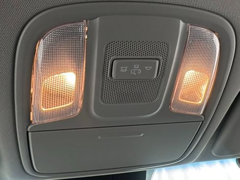 Used 2022 Kia Sportage LX image 29