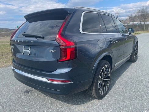 Used 2025 Volvo XC90 B6 Plus AWD/4WD image 4